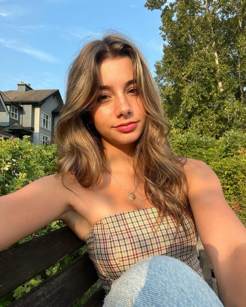 Mikayla Campinos Age, Bio/Wiki, Net Worth, Height, Career 2024