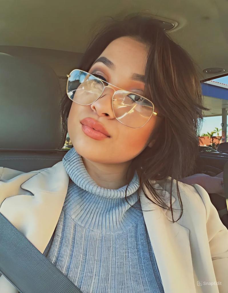 Elizabeth Anne Pelayo Age, Bio, Career, Net Worth, Height 2024